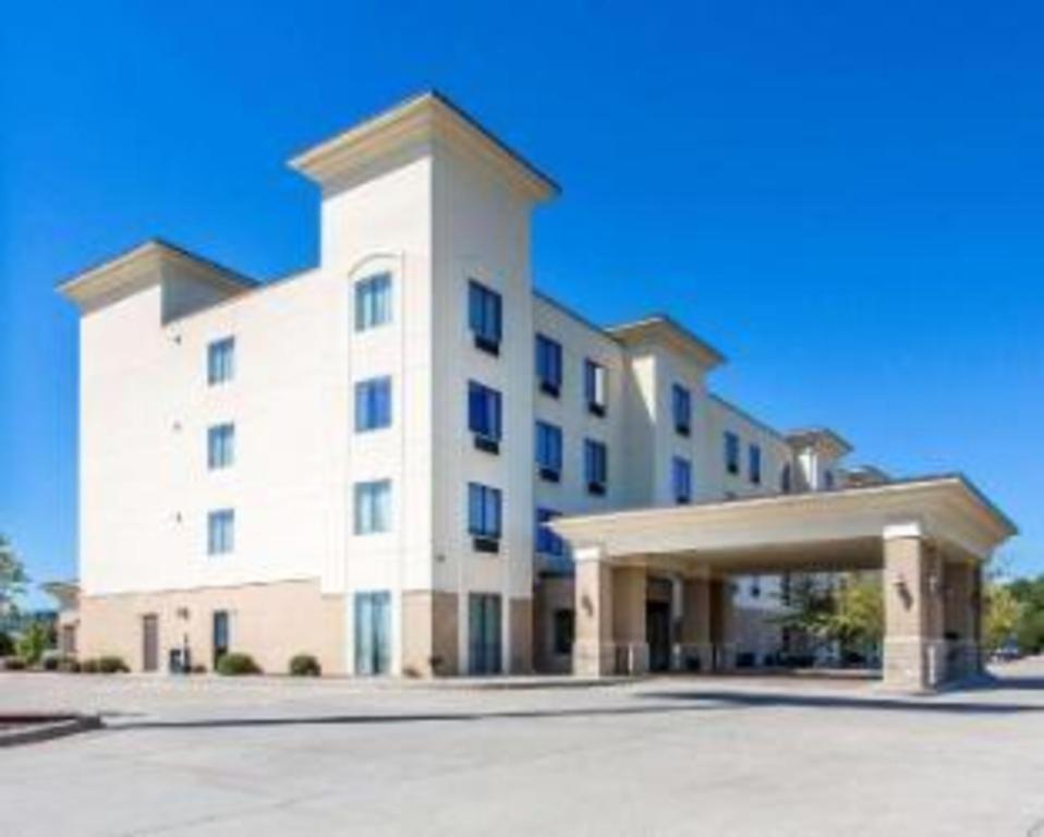 Comfort Inn & Suites Мэдисонвилл Экстерьер фото